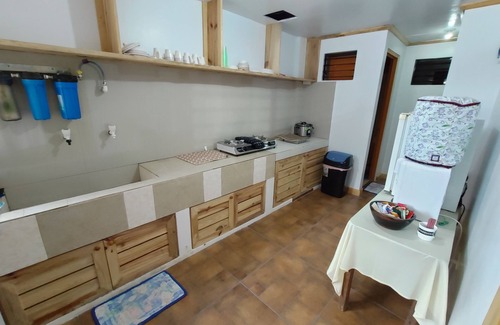 Baguio House | Log Homes Inspired Unit 2 w/Wi-Fi and Cable