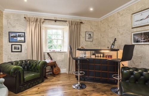 Dalkeith Villa | Logan Manor - Five Bedroom Villa, Sleeps 10