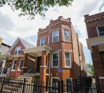 Logan Square Apartment | Logan Square Modern Apartment