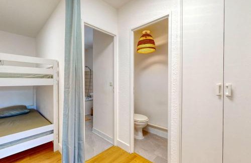 Carnon-Plage Apartment | Logement climatisé balcon plage parc-expo Arena