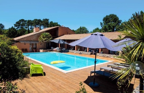 Messanges Condo | Logement Privatif Avec Piscine. Gîte La Pignada. A Proximité Plage, Forêt