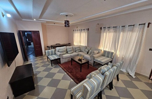 Littoral Department Apartment | Logement Style Nord Américain - 3 Chambres Chacun - en Plein Coeur de Cotonou