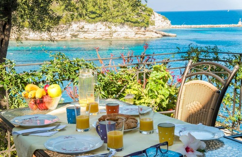 Longos Apartment | Loggos Bliss: Aglaia Villa's charm and sea views await your stay.