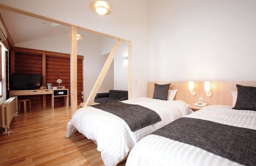 Iwamizawa Hotel | Loghotel The Maplelodge