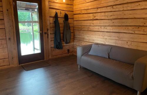 Viljandi County Apartment | Loghouse by the lake