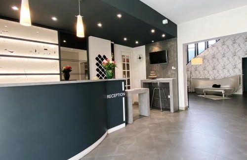 Argeles Gazost Hotel | Logis Hôtel Le Miramont