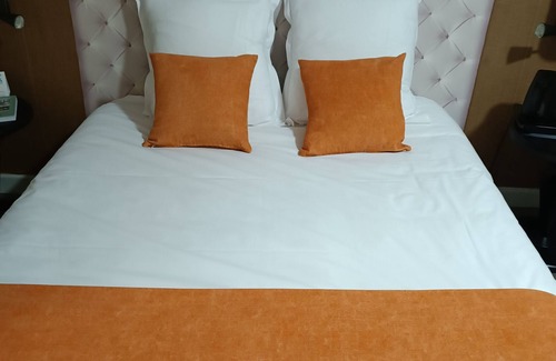Panissieres Hotel | Logis Hôtel Le Tisseur des Saveurs