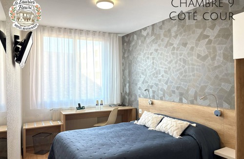 Vertou Hotel | Logis Hotel Restaurant Le Laurier Fleuri