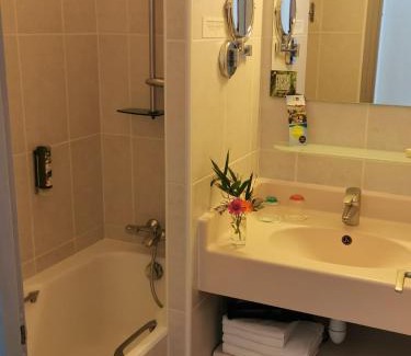 Baden Hotel | Logis Le Gavrinis