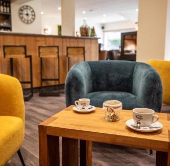Autrans-Meaudre-en-Vercors Hotel | Logis Le Vernay