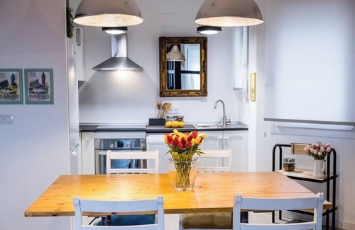 Logrono Apartment | Logroño center, a house with views