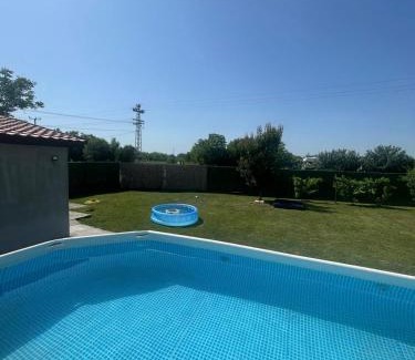 Stari Banovci House | Lokal za zurke, slavlja i rodjendane
