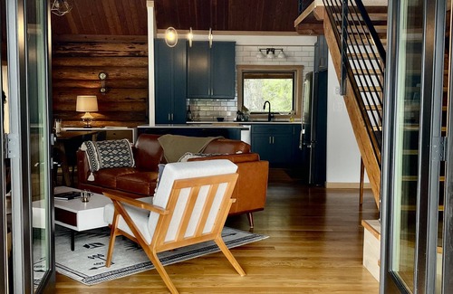 Central Kootenay Cabin | Loki Cabin Located in the heart of the west Kootenays