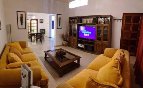 Barracas House | Lola Barracas Casa con Cochera