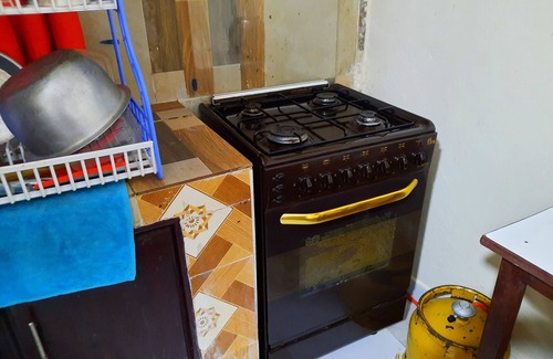 Kidono Apartment | Lola's Nest - Free Secure Parking & Internet