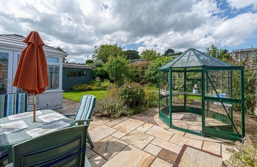 Tyn-y-Gongl House | Lon Penrhyn - a bungalow that sleeps 4 guests in 2 bedrooms
