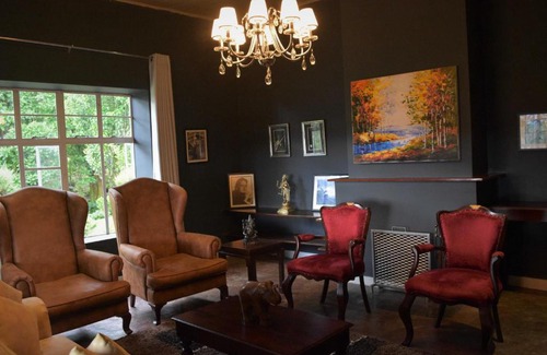 Hatton Bed & Breakfast | Lonach Bungalow