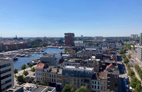 De Kaaien Apartment | London Tower Apartments - Antwerp