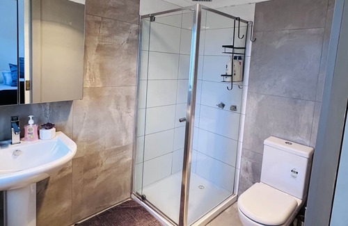 Horsham House | Lone Pine Horsham - pet friendly