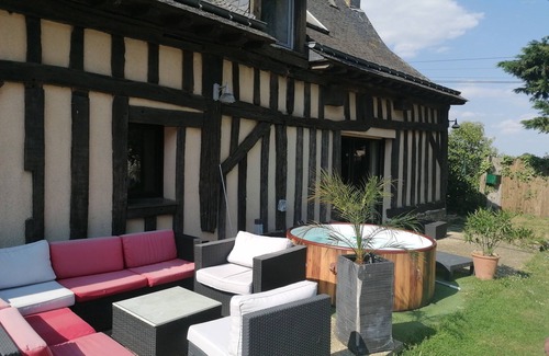 Rannee House | Longère à Colombage + Spa