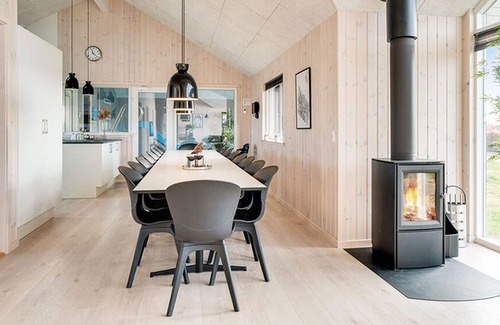 Klegod Strand House | Long drawn activity house with 18 m² swimming pool with slide, wifi and oven