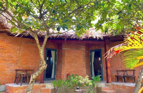 Long Hai Resort | Long Hải Channel Beach Resort