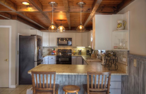 Bridgton House | Long Lake Escape; FUN in all seasons! A family home that's pet friendly!