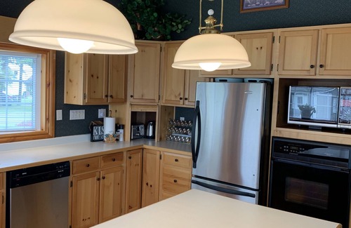 Long Point Cottage | LONG POINT multi-family cottage sleeps 12-15, kayaks, boat dock, beach 5min walk