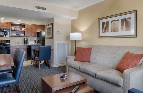 The Point Condo | Long Warf Wyndham Resort Condo, 5 minutes from downtown!