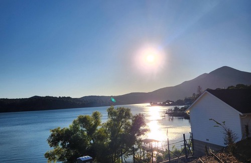 Clearlake Cabin | Longer the stay, the bigger the discount
