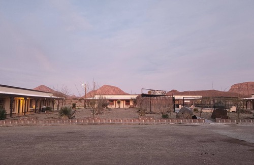 Study Butte-Terlingua RV Rental | Longhorn Ranch Motel - Full Hook-Up RV Park with Power and Sewer