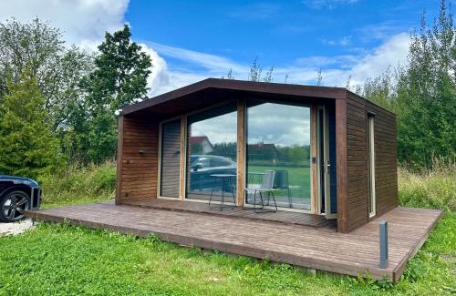 Poltsamaa Parish Cabin | Looduskeskne Olivia moodulmaja saunaga Põltsamaal