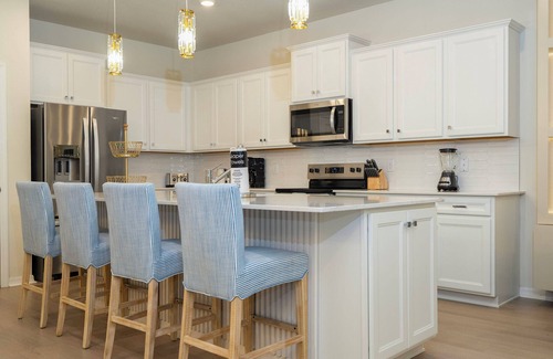 Four Corners House | Look! 8BR Pool Home Near Disney -15895