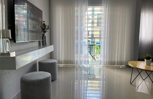 Punal Condo | Looking for a family-friendly vacation spot that's close to everything? Look no further