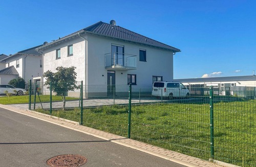 Bad Salzungen Apartment | Look forward to a fantastic stay in this inviting vacation apartment with a landscape panorama.