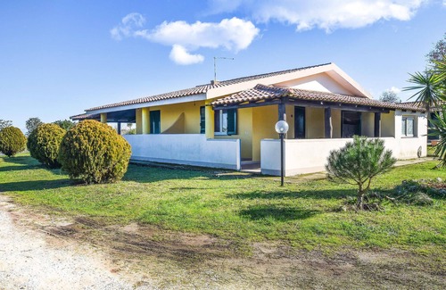 Zambrone House | Look forward to a few unforgettable days of vacation in Zambrone.