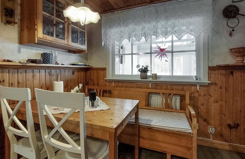 Lonsboda House | Look forward to a relaxing vacation close to nature in this beautiful vacation home!