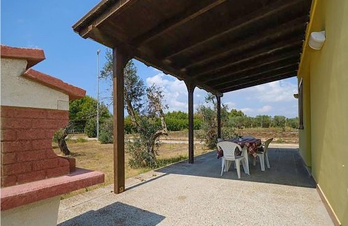 Alezio House | Look forward to a relaxing vacation in this inviting vacation home.