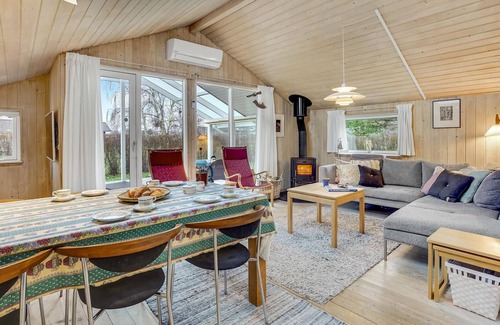 Boeslunde House | Look forward to a wonderful time with the family in this inviting vacation home near the beach.
