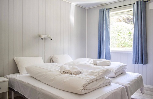Nedstrand Apartment | Look forward to an active vacation in Tysvær in this modern vacation home.