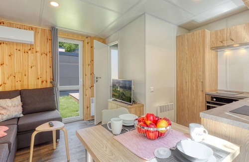 Wemding House | Look forward to an eventful vacation close to nature in the Tiny Haus at the Camping Park Wemding!