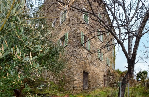 Chiatra Apartment | Look forward to the fantastic view of the countryside from this vacation apartment.