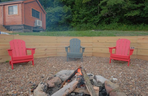Heidelberg Cabin | Look Up. Relax. Repeat at Stargazer Cabin