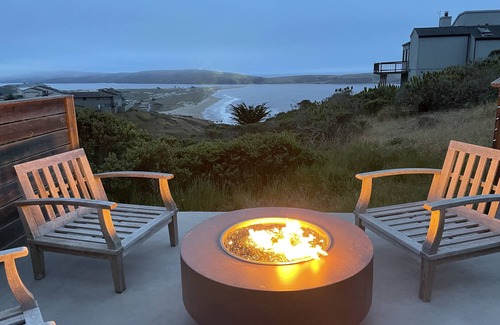 Dillon Beach House | Looking over the Pacific and Point Reyes, your elegant, relaxing retreat
