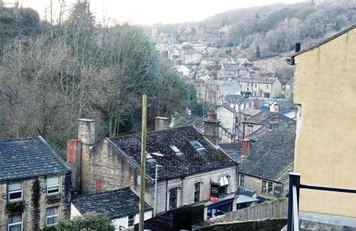Hepworth House | Loom Cottage Holmfirth