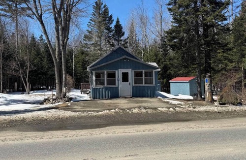 Rangeley House | Loon Camp.