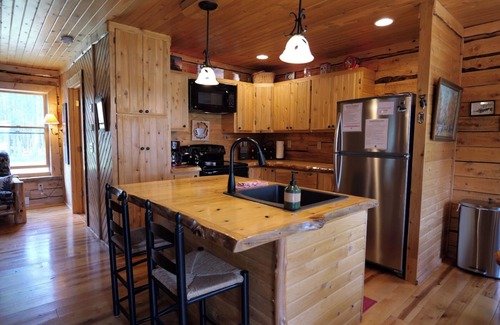 Drummond House | Loon Loft on Drummond Island
