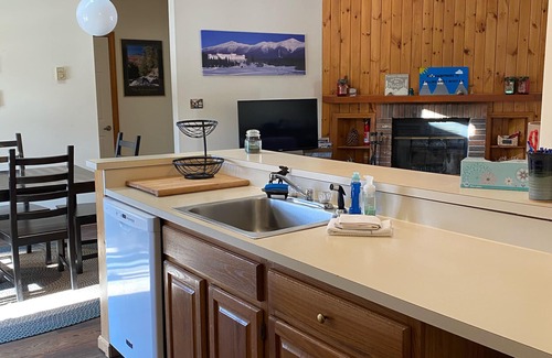 North Woodstock Condo | Loon Mountain/Deer Park River front 3 bedroom condo
