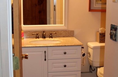 Lincoln House | Loon Mountain Luxury 4 Level Townhouse Over 1,700 Sq. Ft.