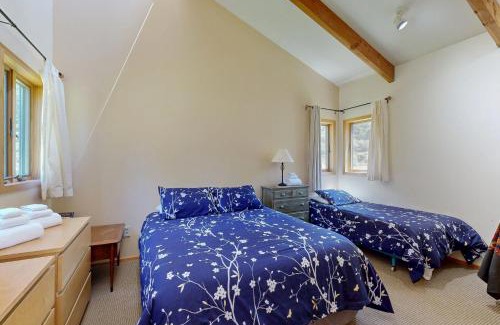 Sea Ranch House | Loon's Landing